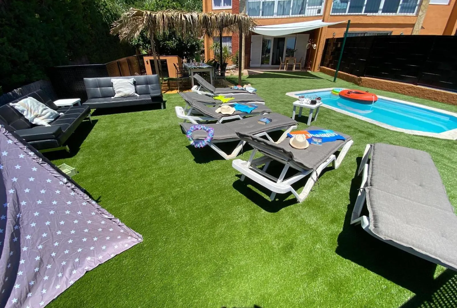Duna House Lloret De Mar - Apartments With Views Of The Beach 0*,