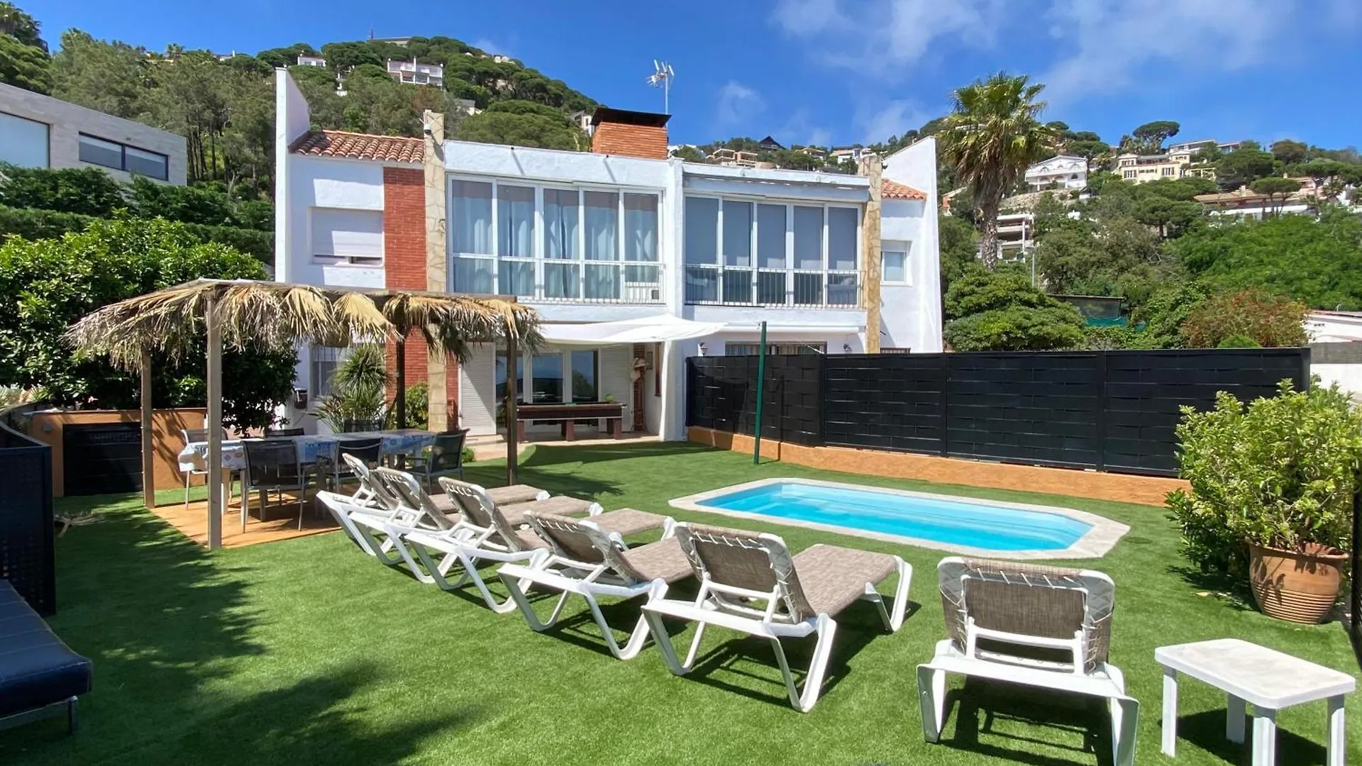 Duna House Lloret De Mar - Apartments With Views Of The Beach ספרד