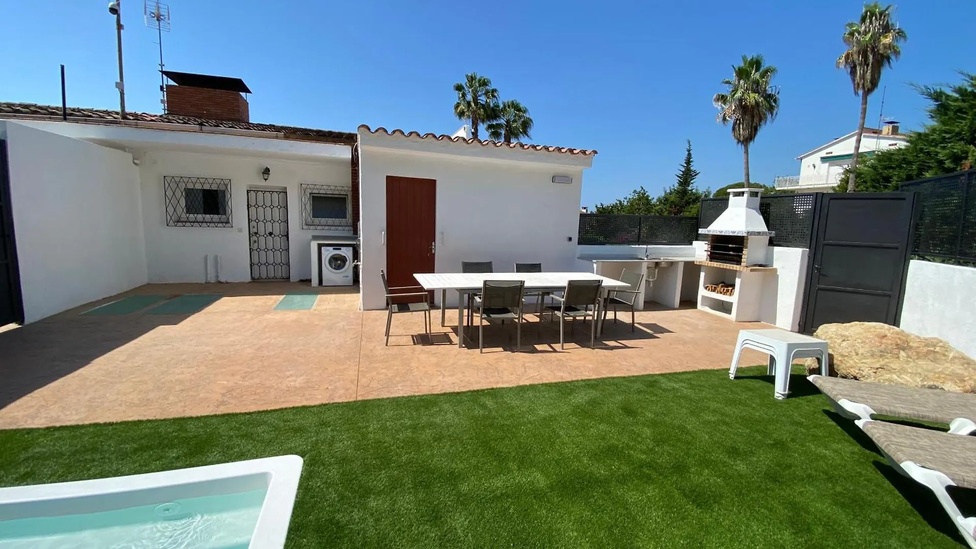 Duna House Lloret De Mar - Apartments With Views Of The Beach